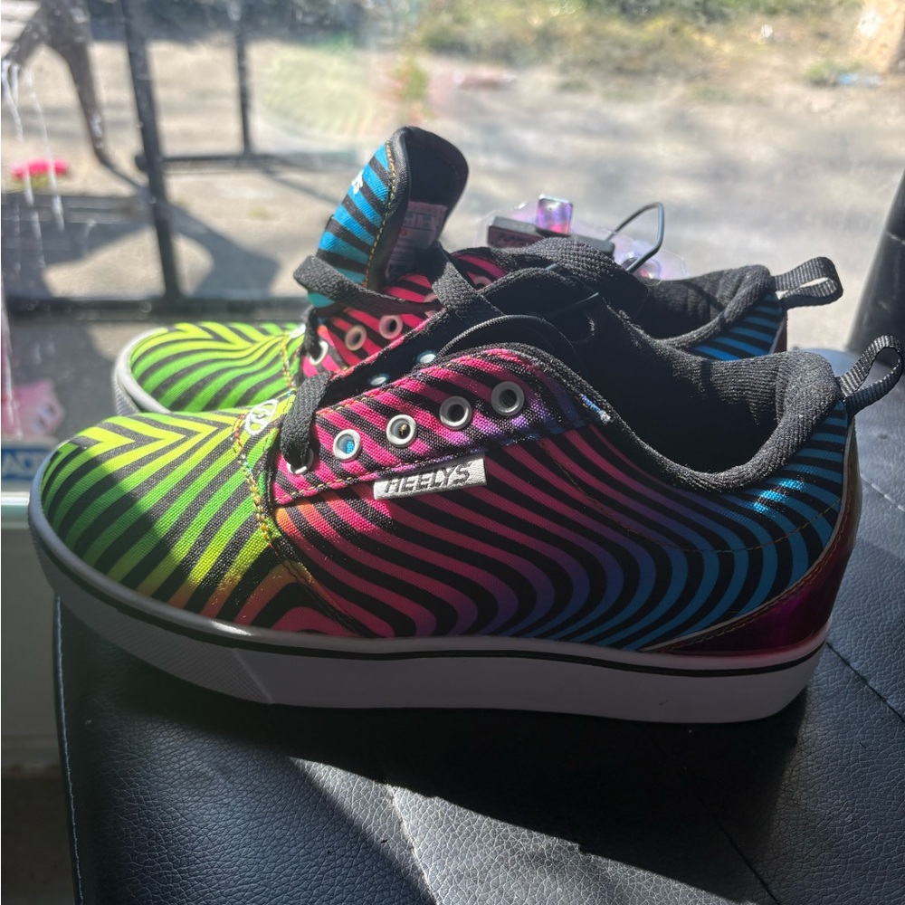Skechers Kids' Multicolor Striped Sneakers